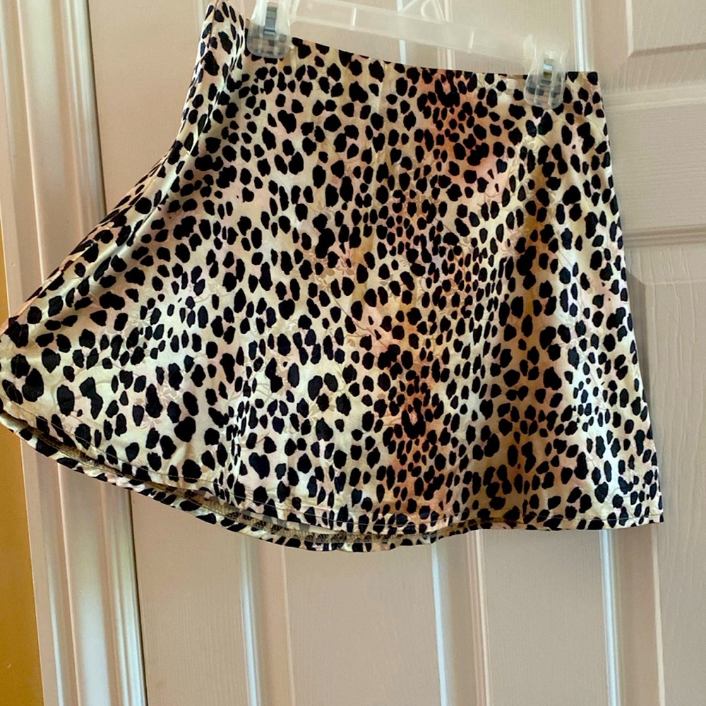 Leopard satin skirt